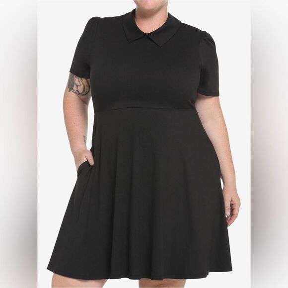 Hot topic plus size Black Collar Dress mesh sleeves - Picture 1 of 10